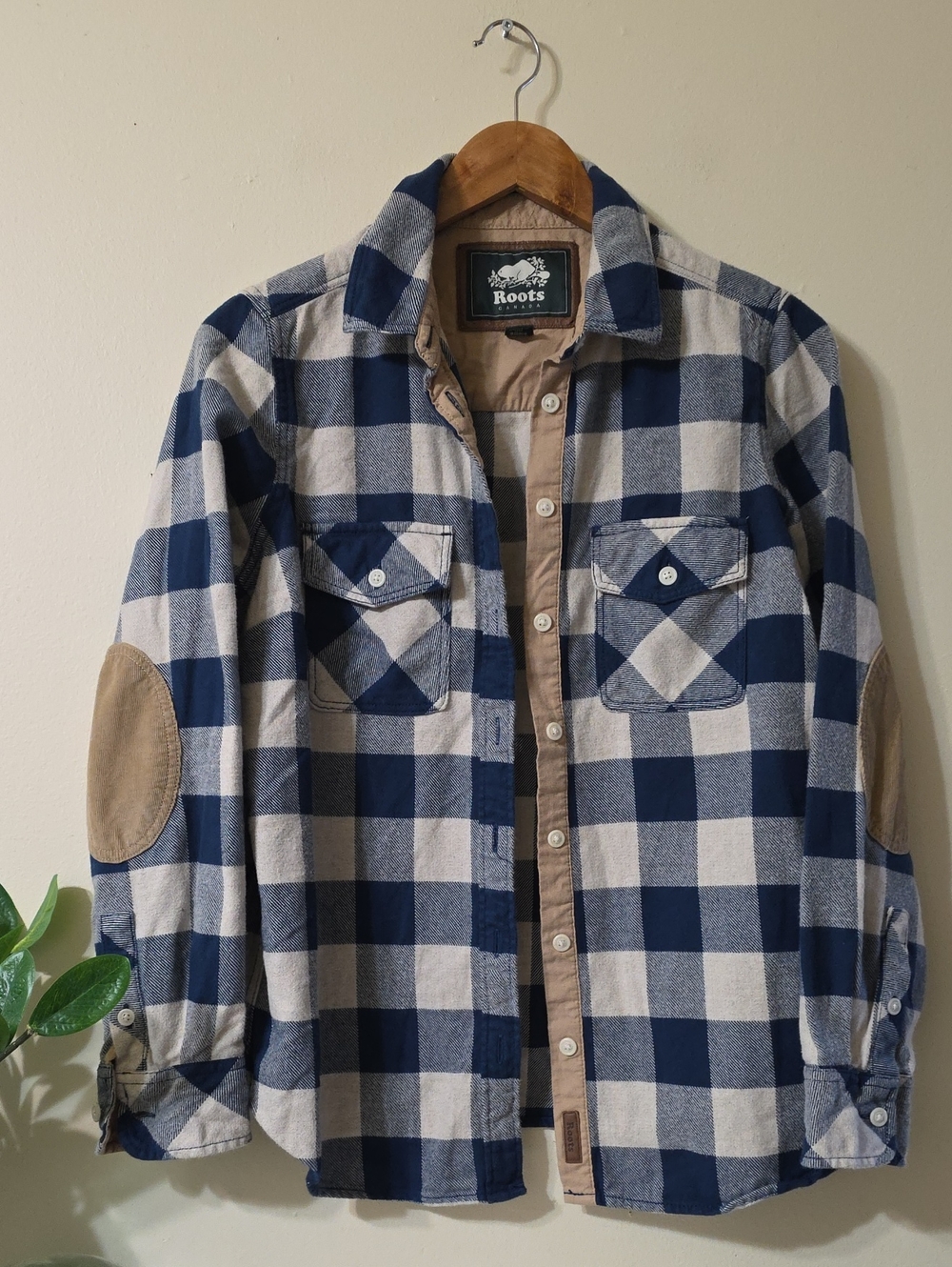 ROOTS Women's Plaid Flannel Elbow Patch Button Down Shirt - S